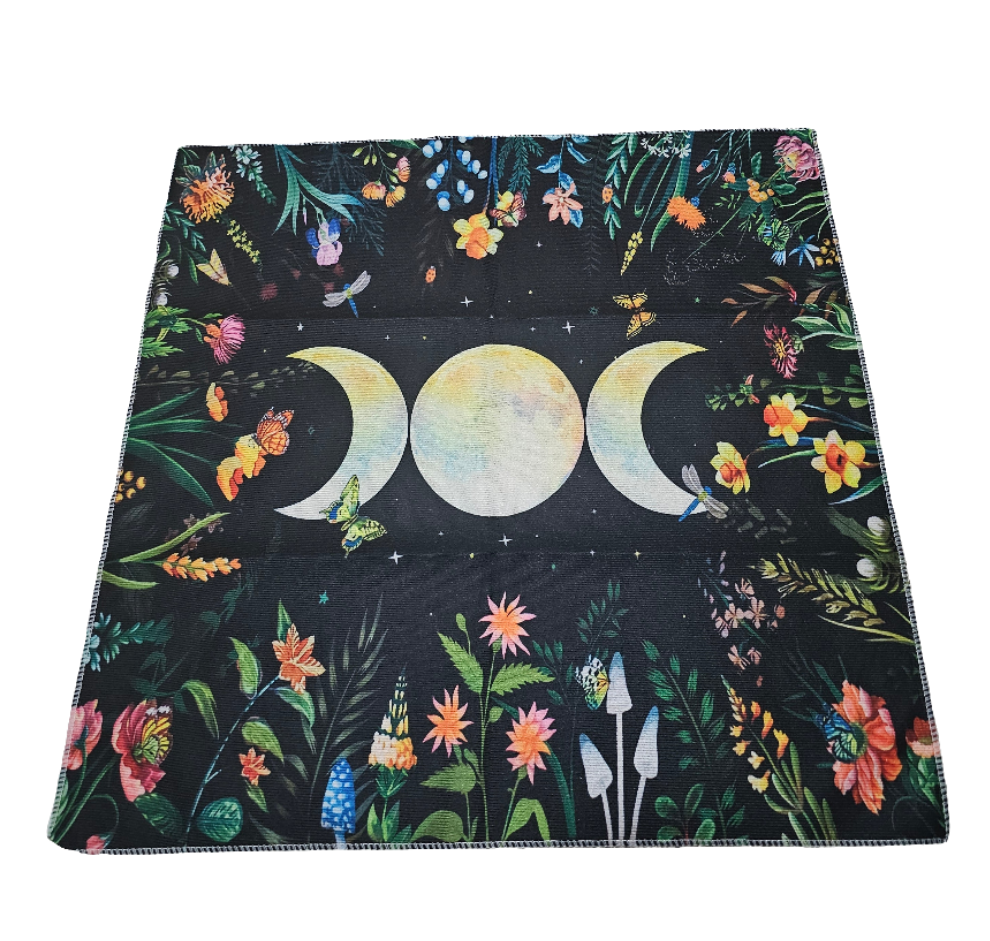 Moon Phase - Tarot Tablecloth